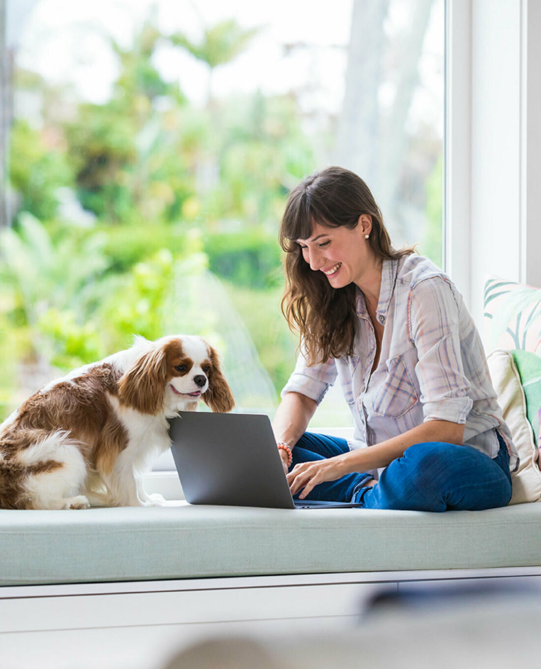 ANZ_case_study_stock_photography_dog_and_woman